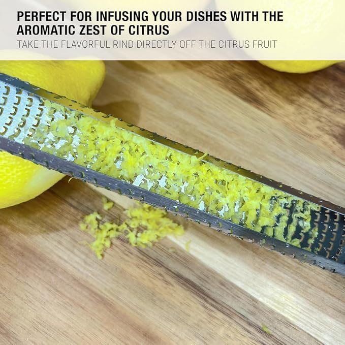 Microplane Classic Zester Grater, Black