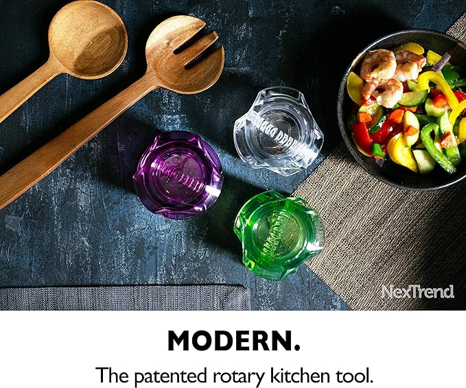 Nextrend Garlic Twister 4th Gen – Garlic Mincer & Garlic Press in One - for Ginger, Herbs, Nuts & more, BPA-Free, Dishwasher Safe, 3–5 Clove Capacity - Clear